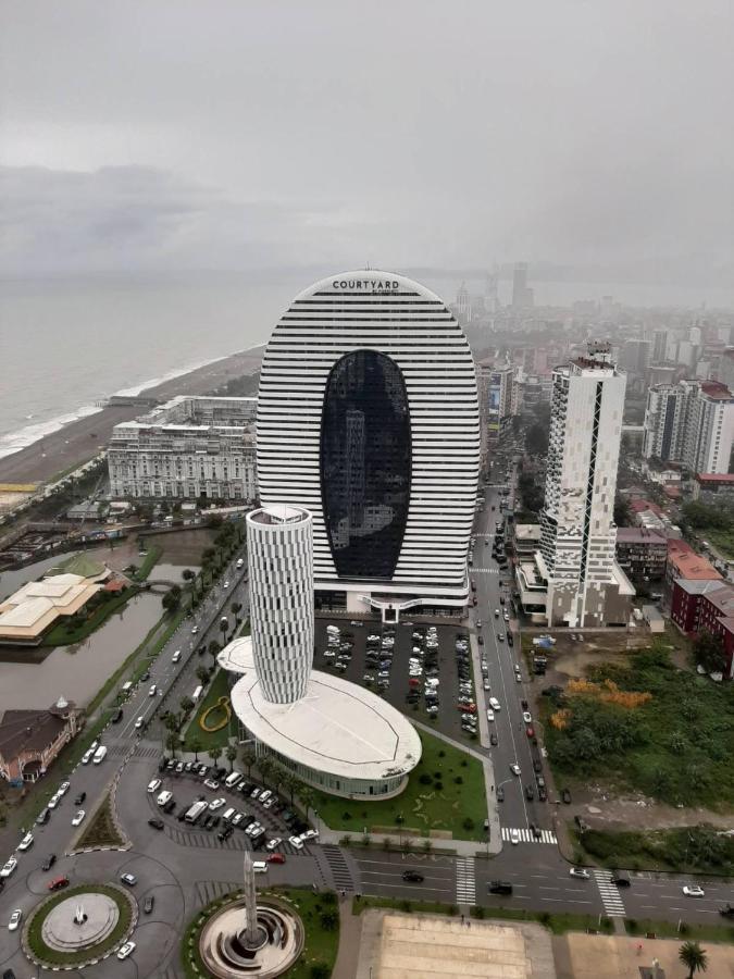 Apartment 16,26,27 Floors In Alliance Palace Batumi Exterior photo
